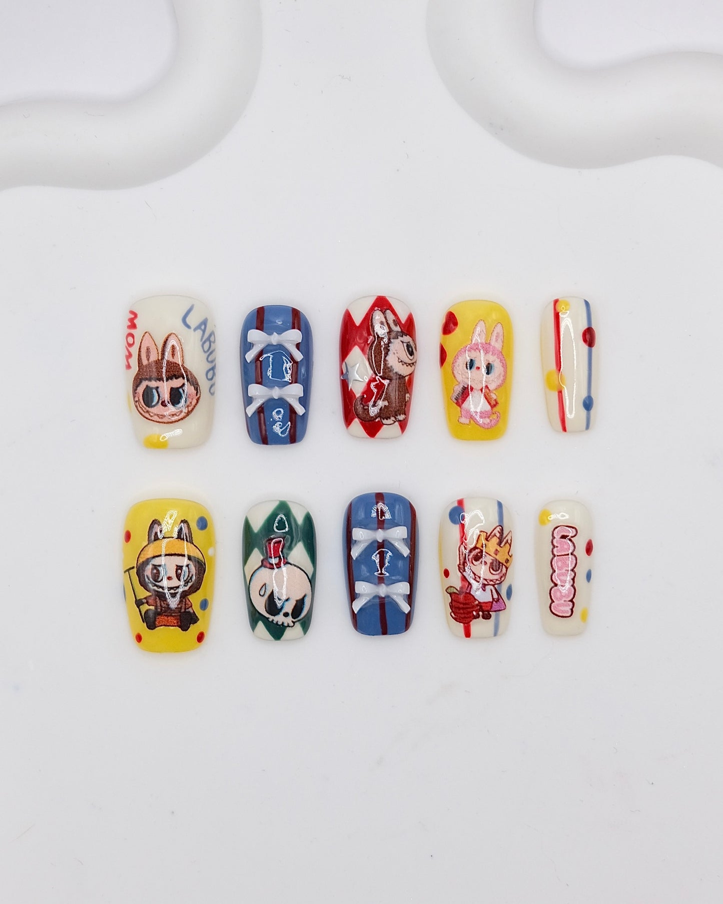 Short Coffin Yellow & Blue LABUBU Press On Nails
