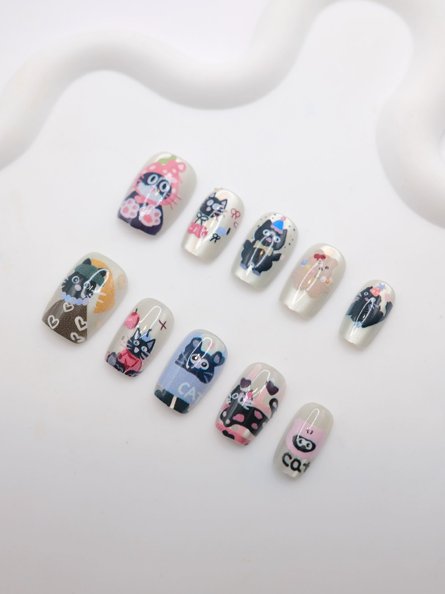 Short Coffin Black & White Cat Press On Nails