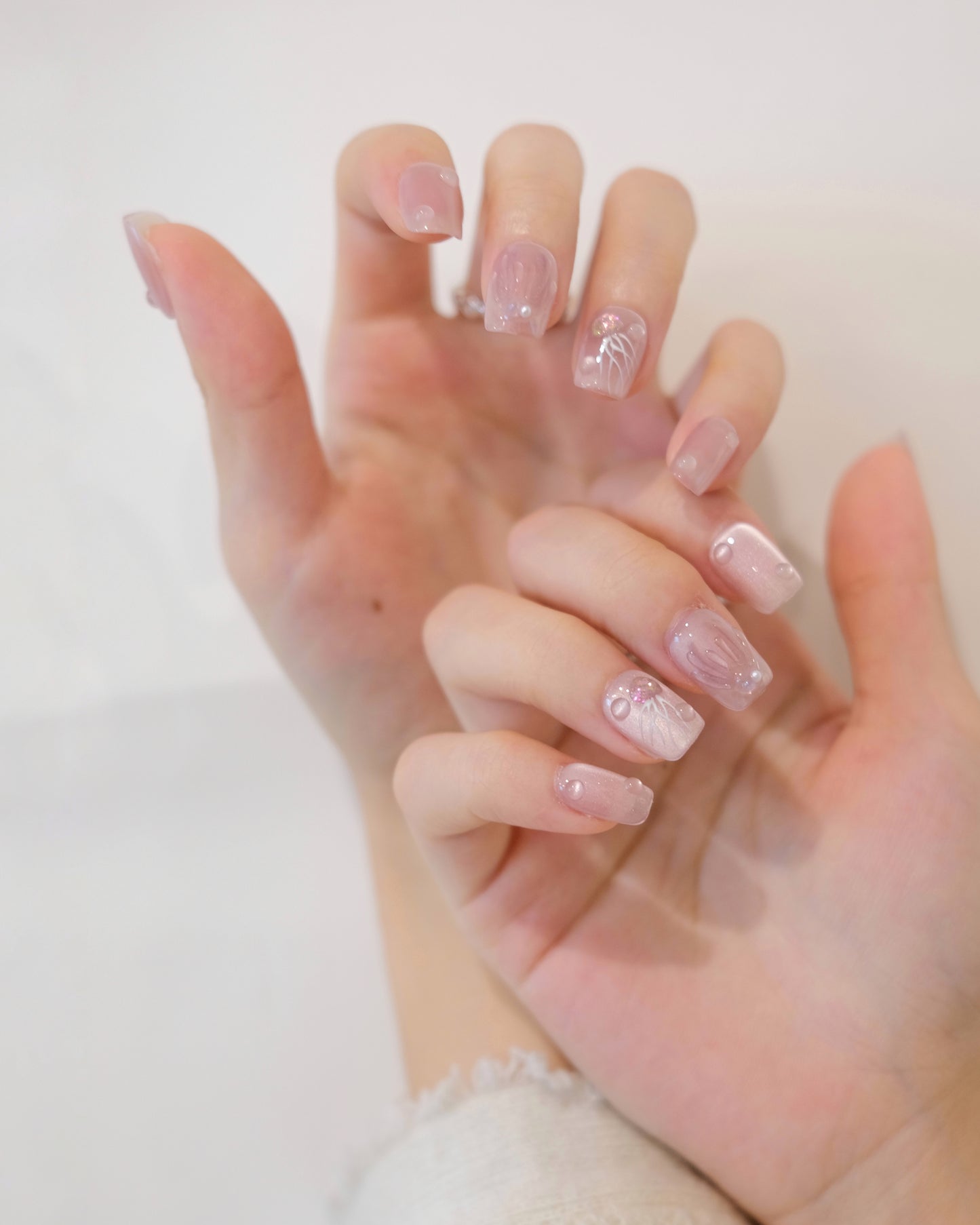 BUYRII X H² Short Coffin Pink Embossed Jellyfish Shy Press On Nails
