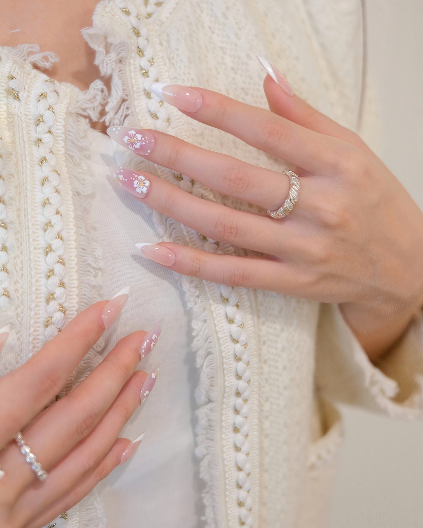 BUYRII X H² Long Oval Pink & White French Manicure Flower Road Press On Nails