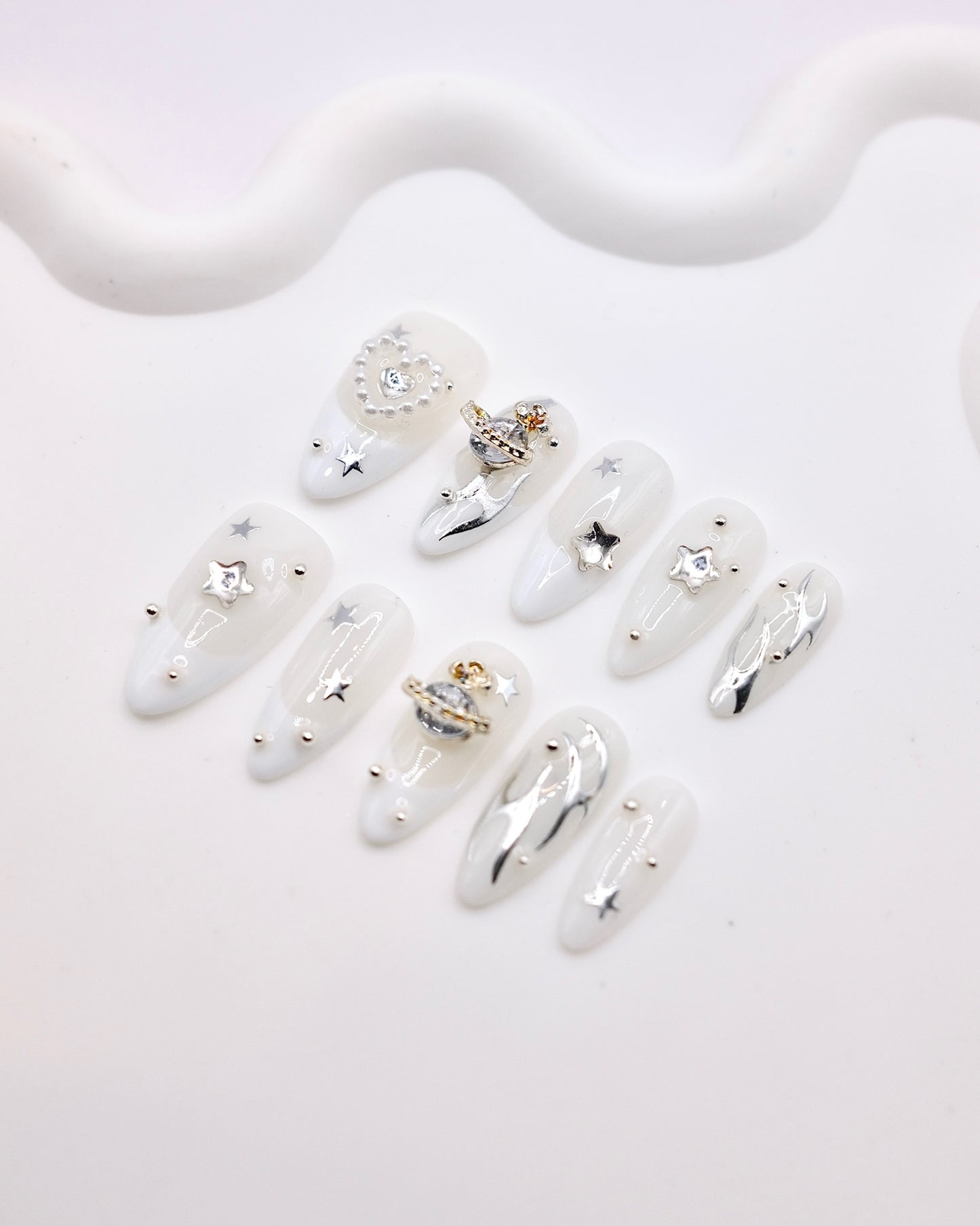 Long Oval Silver Flame Saturn Press On Nails