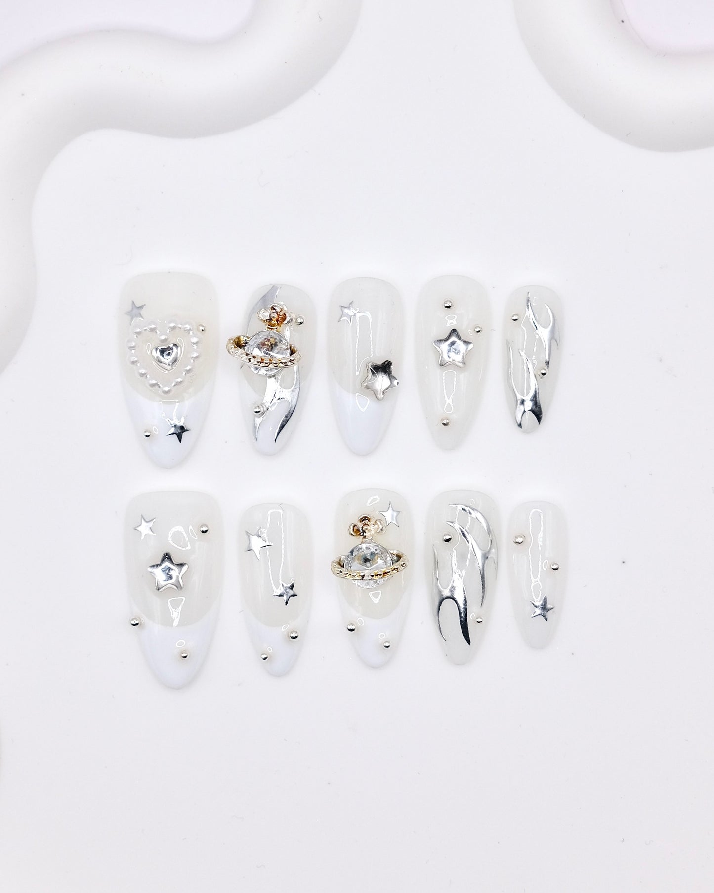 Long Oval Silver Flame Saturn Press On Nails