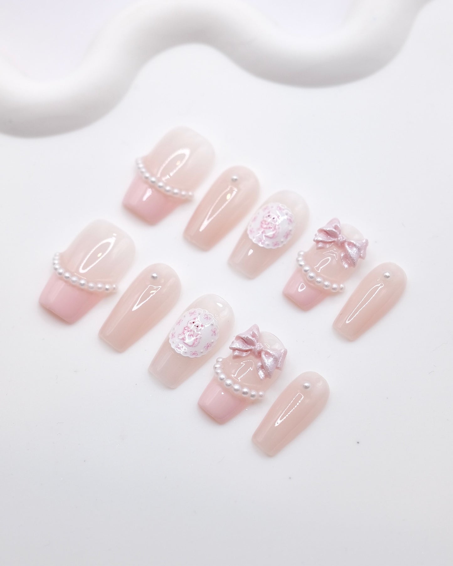 Short Coffin Pink Princess Accessories With Diamond Press On Nails