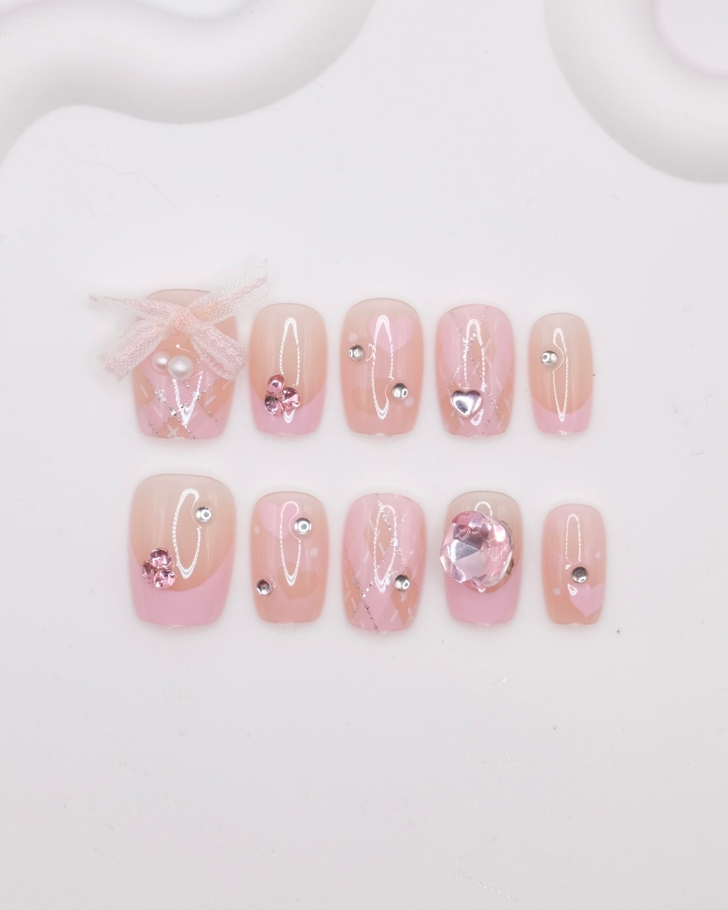 Short Coffin Pink Bowtie With Diamond Press On Nails