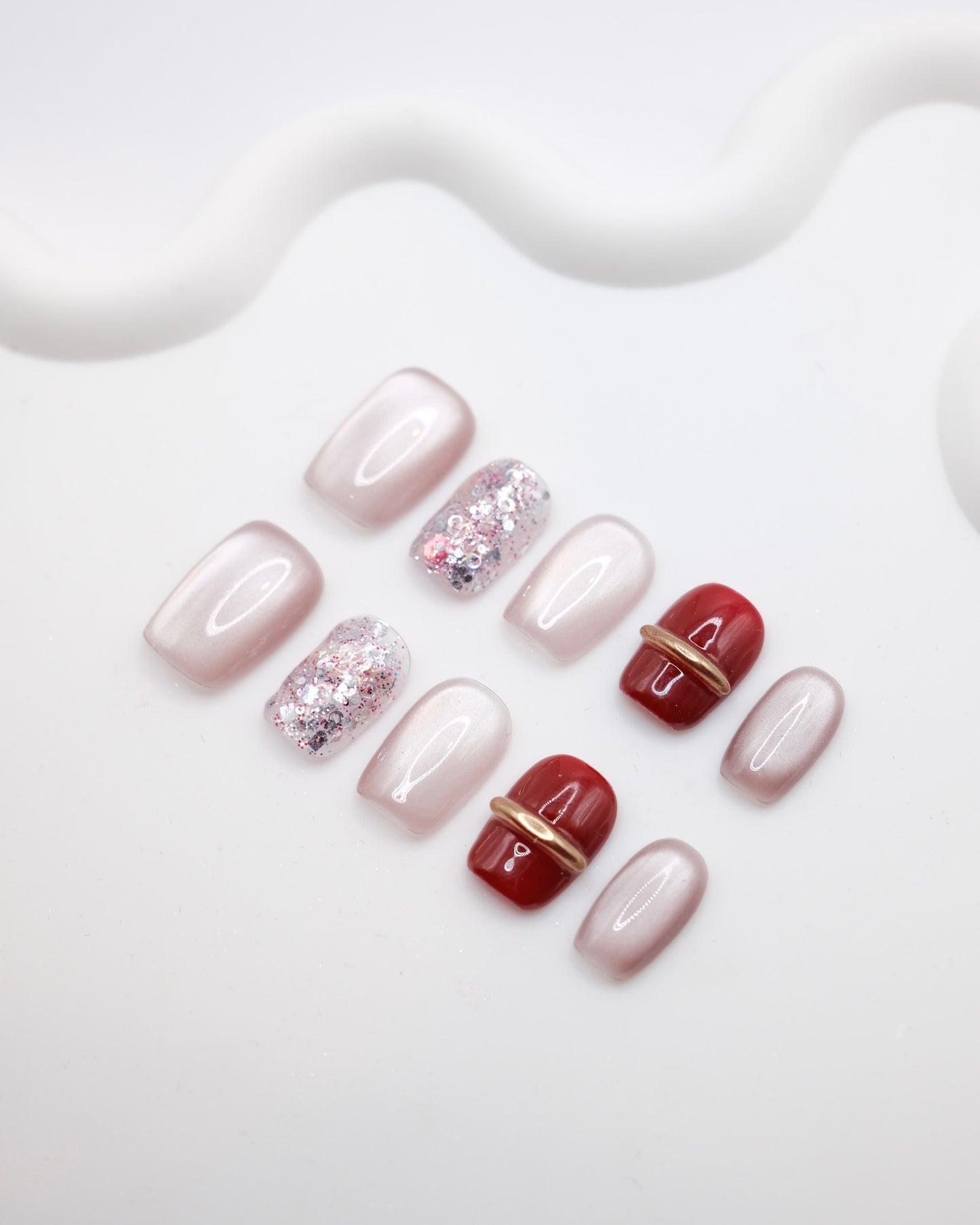 Short Coffin Shiny Pink & Red With Embossed Line Press On Nails