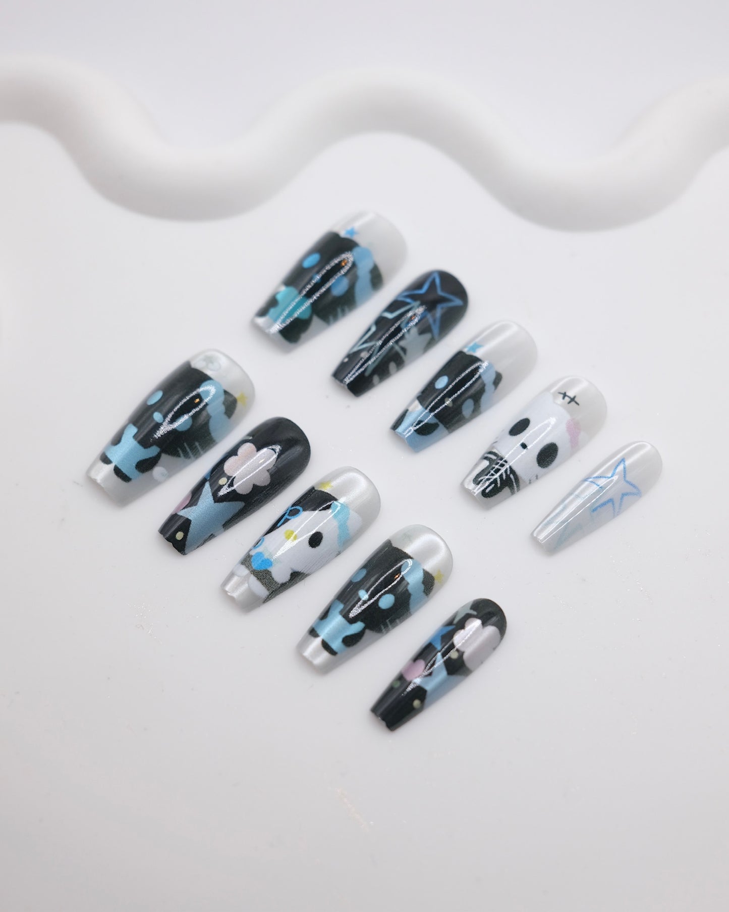Long Coffin Black & Blue Hello Kitty Cat Eye Press-On Nails