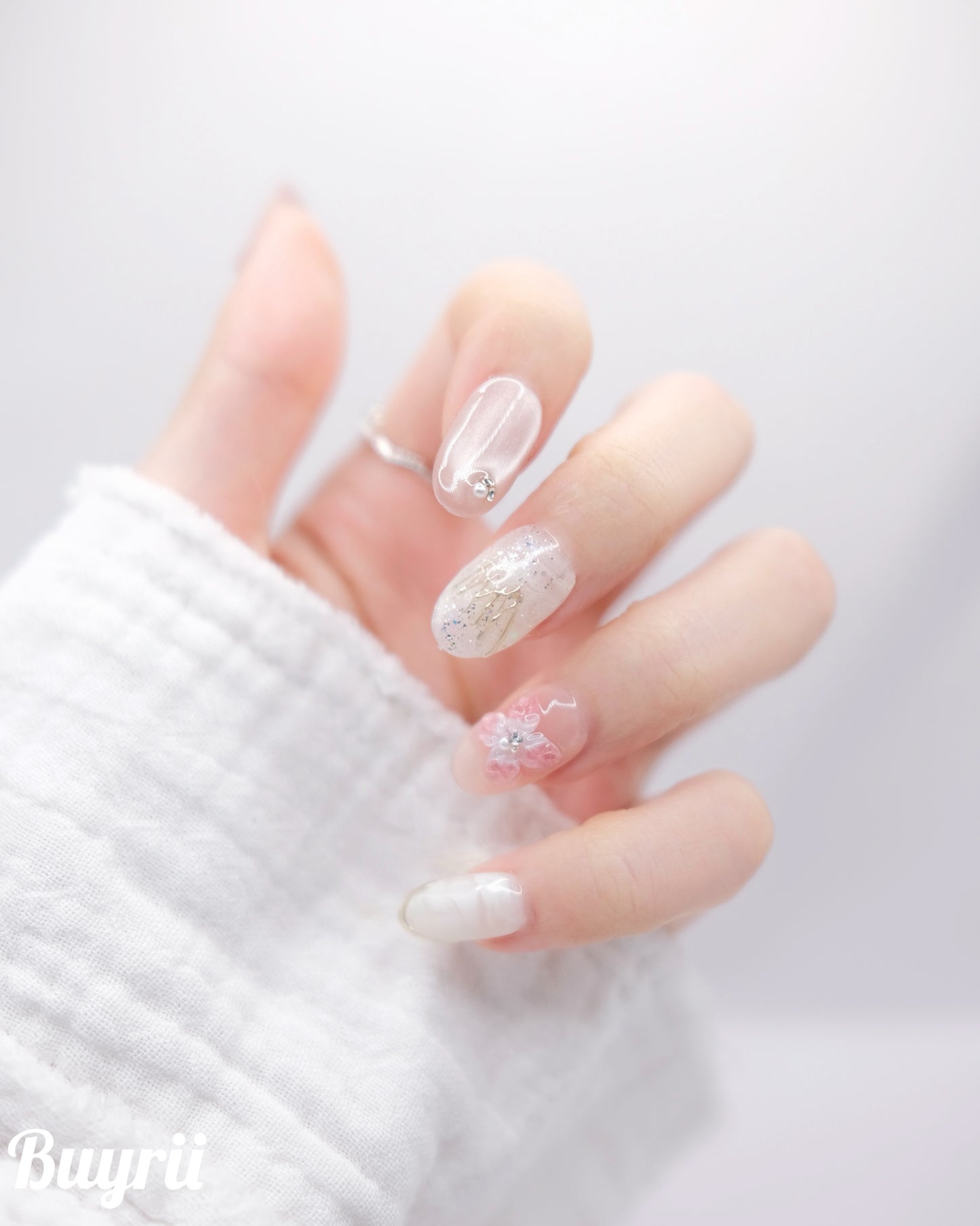 Mid-Long Oval Pink & White Flower & Diamond Press On Nails