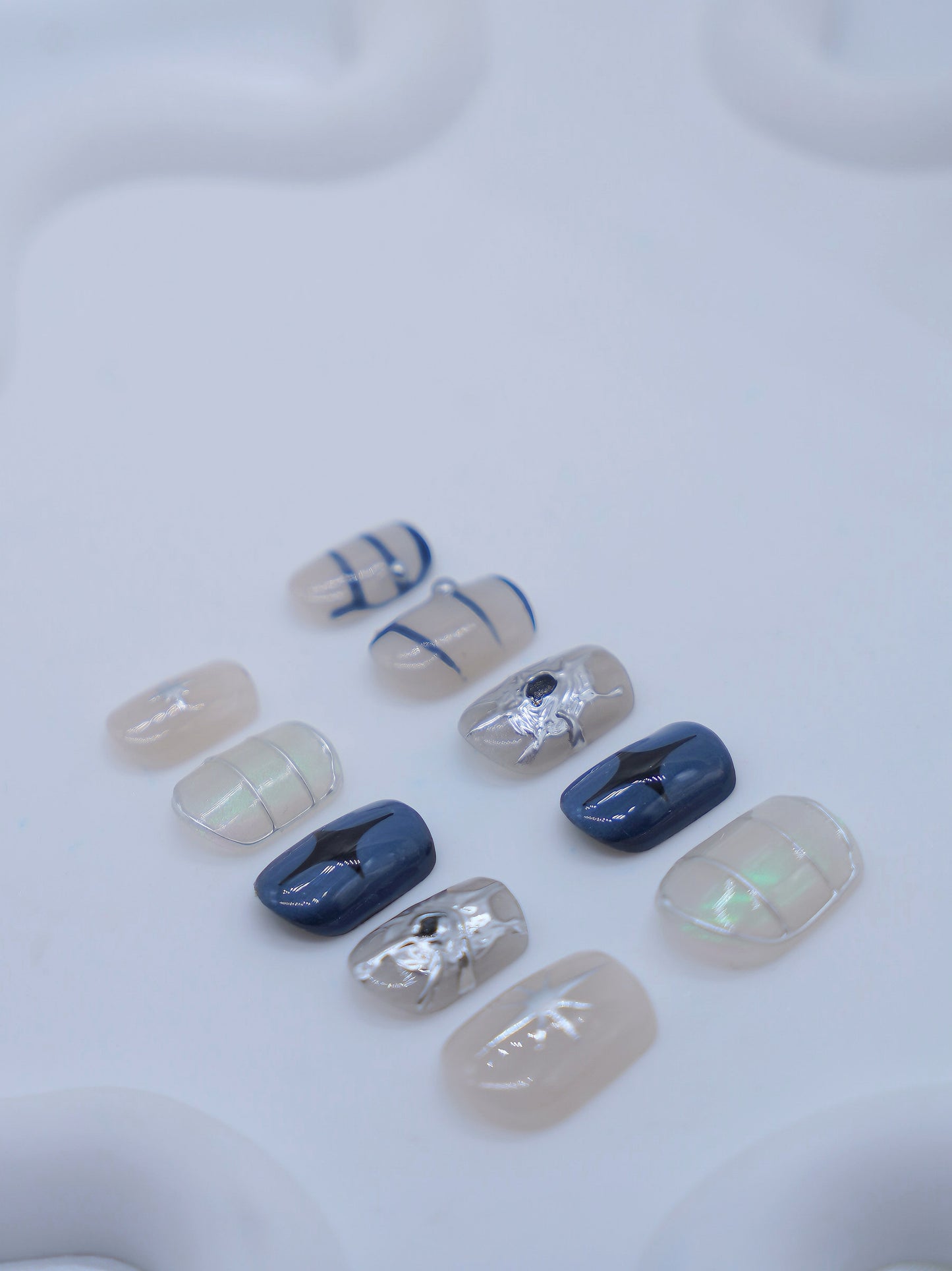 Short Square Blue & Blackstar Embossed Painting Press On Nails