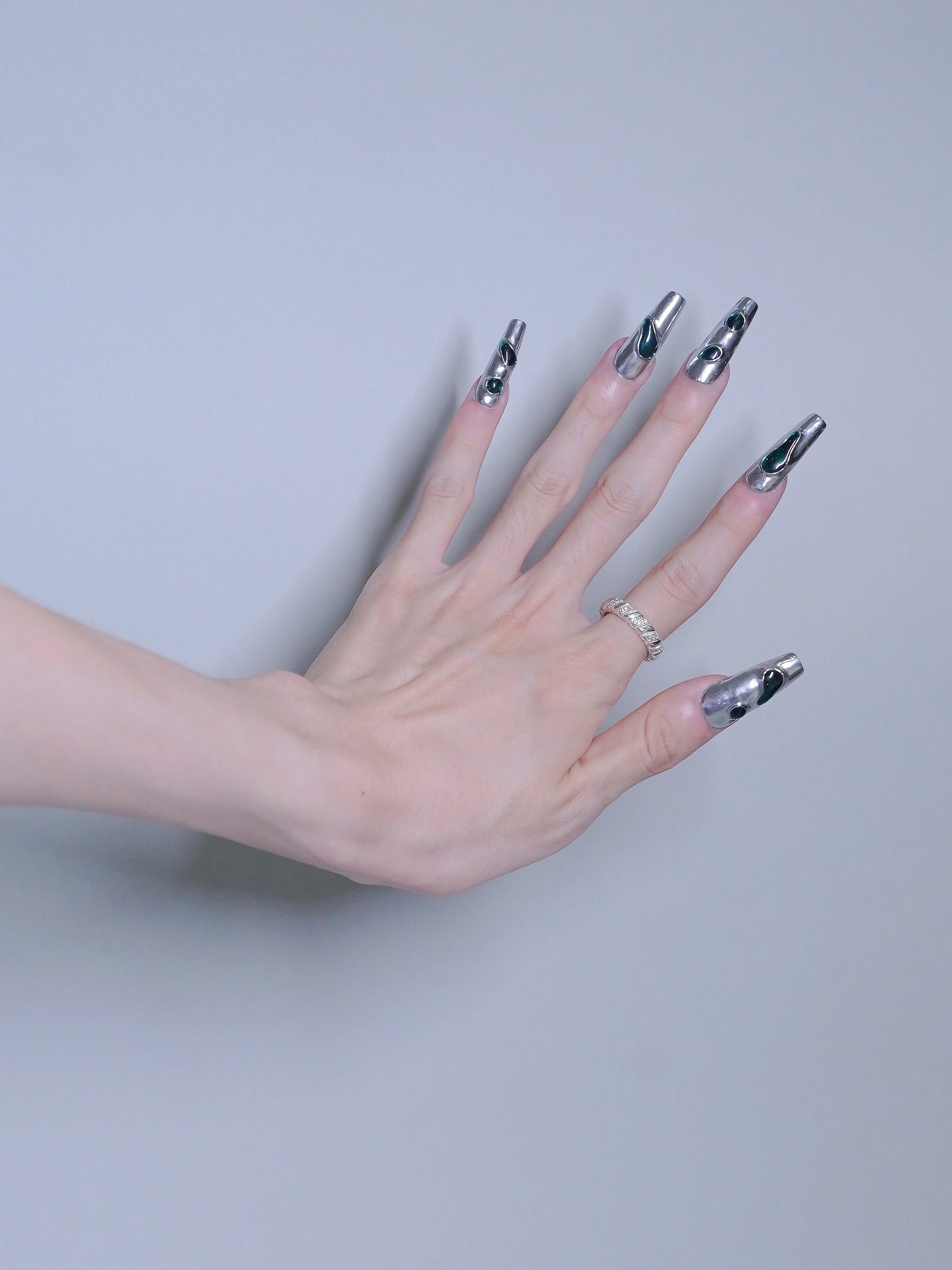 Extra Long Silver & Green Water Press On Nails
