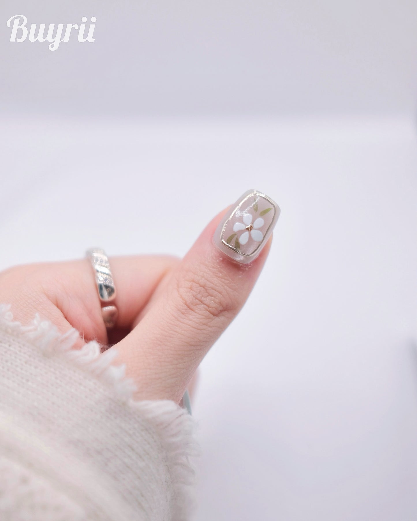 Short Coffin White & Blue Embossed Flower Press On Nails