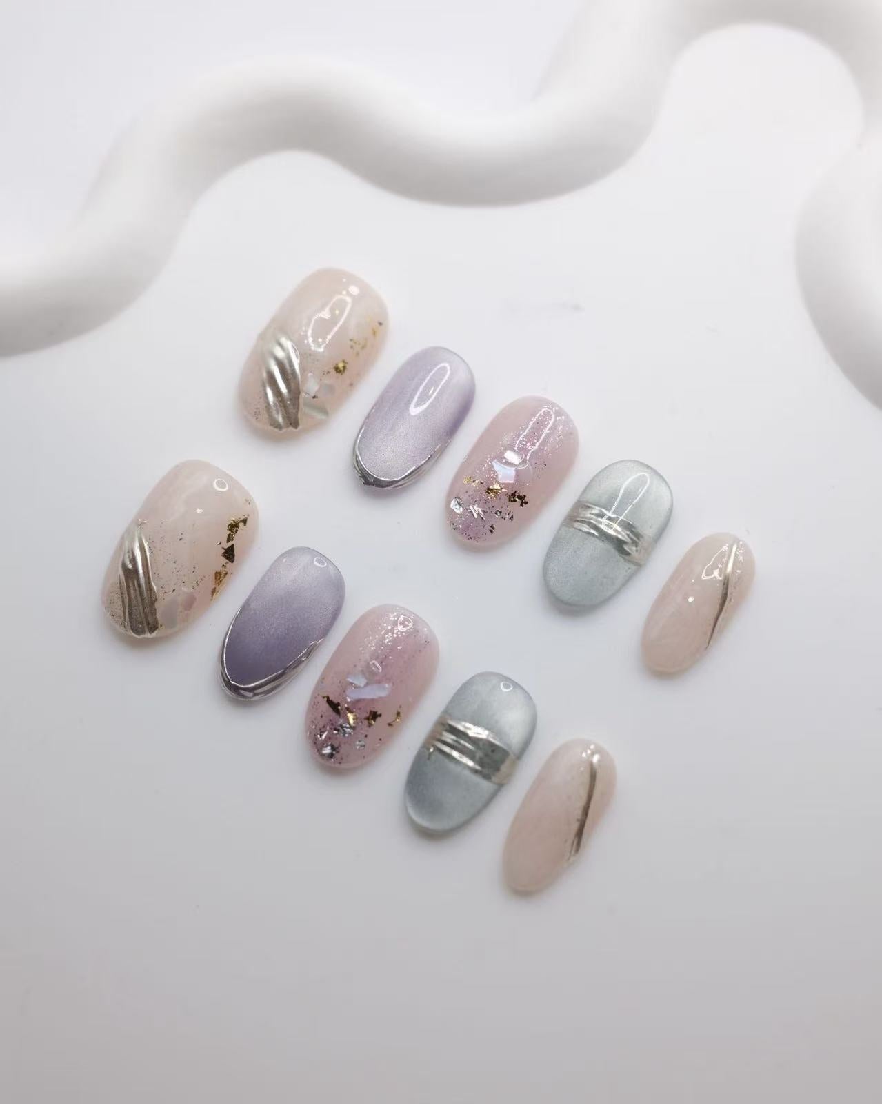 Mid-Long Colorful Oval Cateye With Embossed Gold Press On Nails