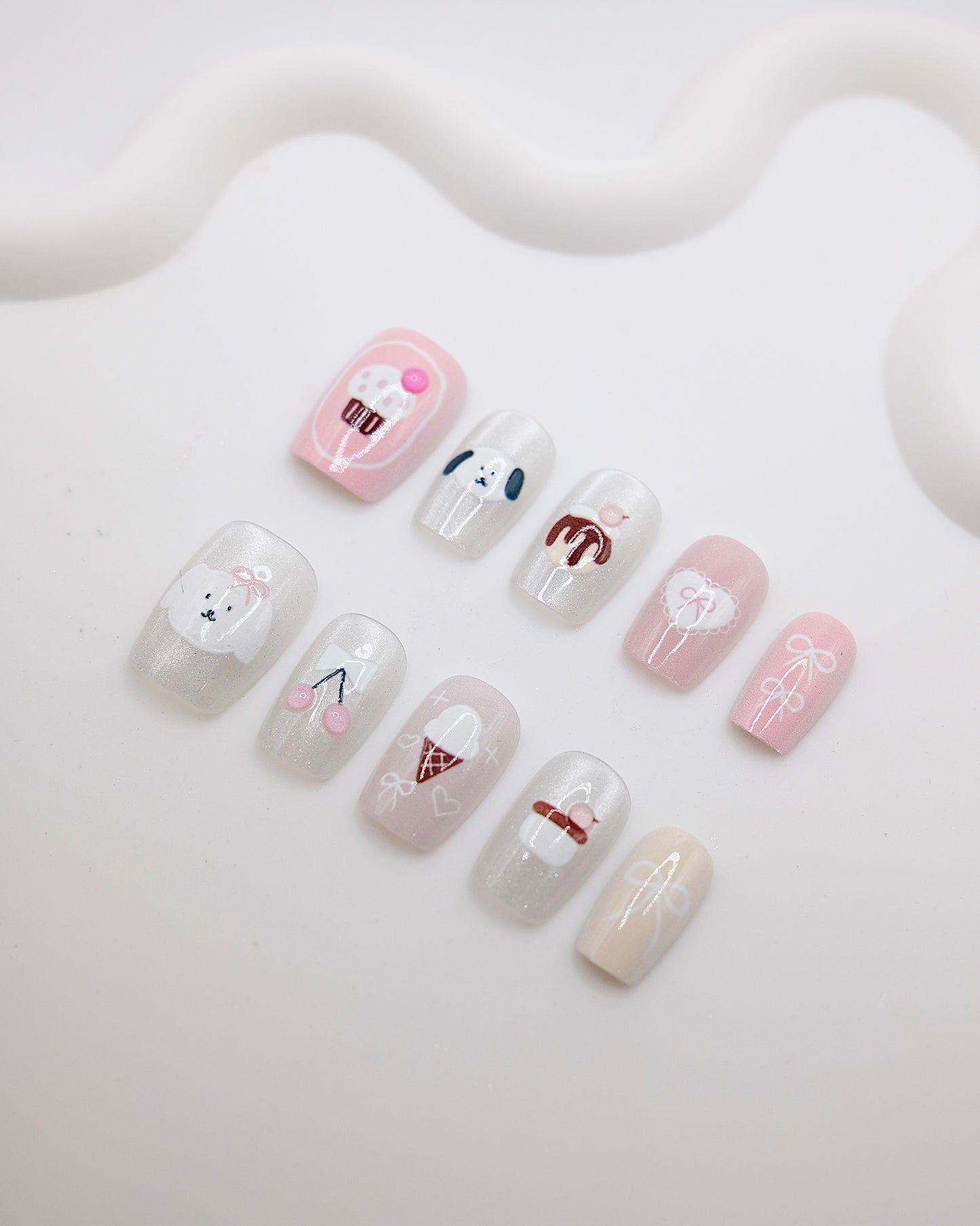 Short Coffin Milky Puppy Dessert Press On Nails