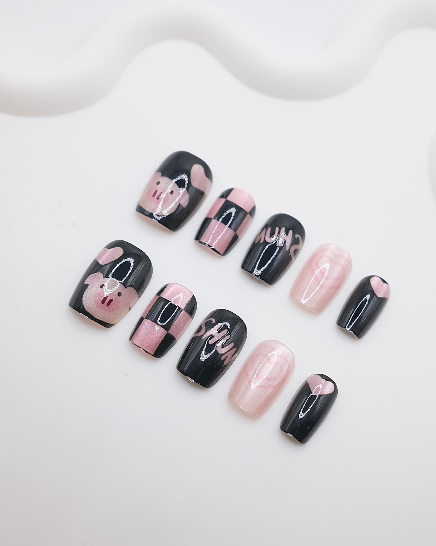 Short Coffin Black Pink Piggy Press On Nails