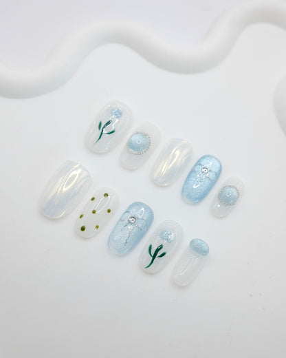 Mid-Long Oval Icy Blue Flower Cat-Eye Press On Nails
