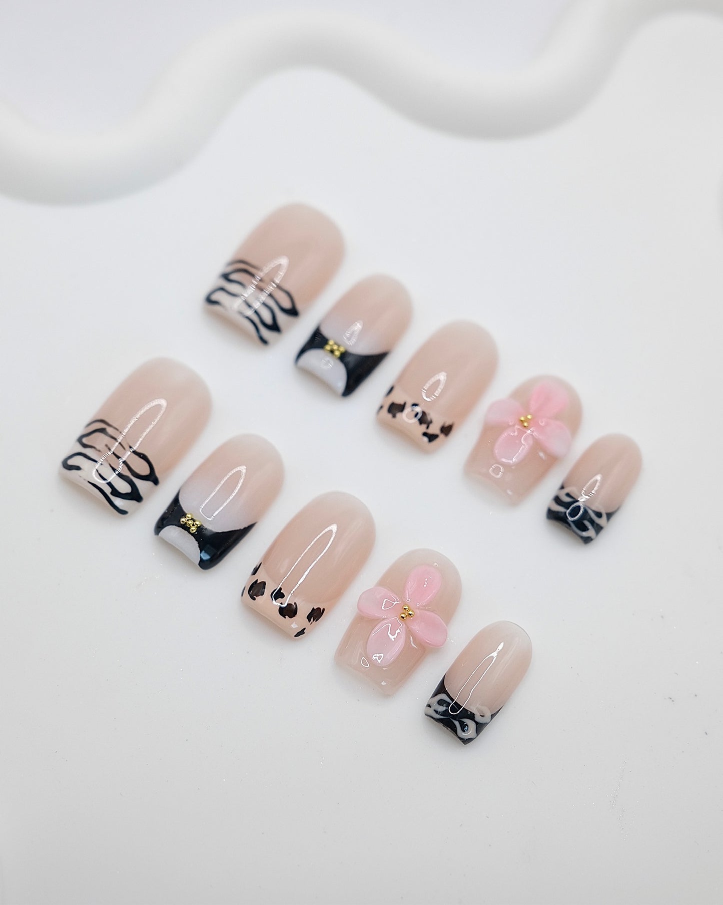 Short Coffin Animal Print French Flower Press On Nails