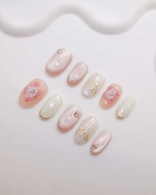 Short Oval Pink & White Flower & Diamond Press On Nails