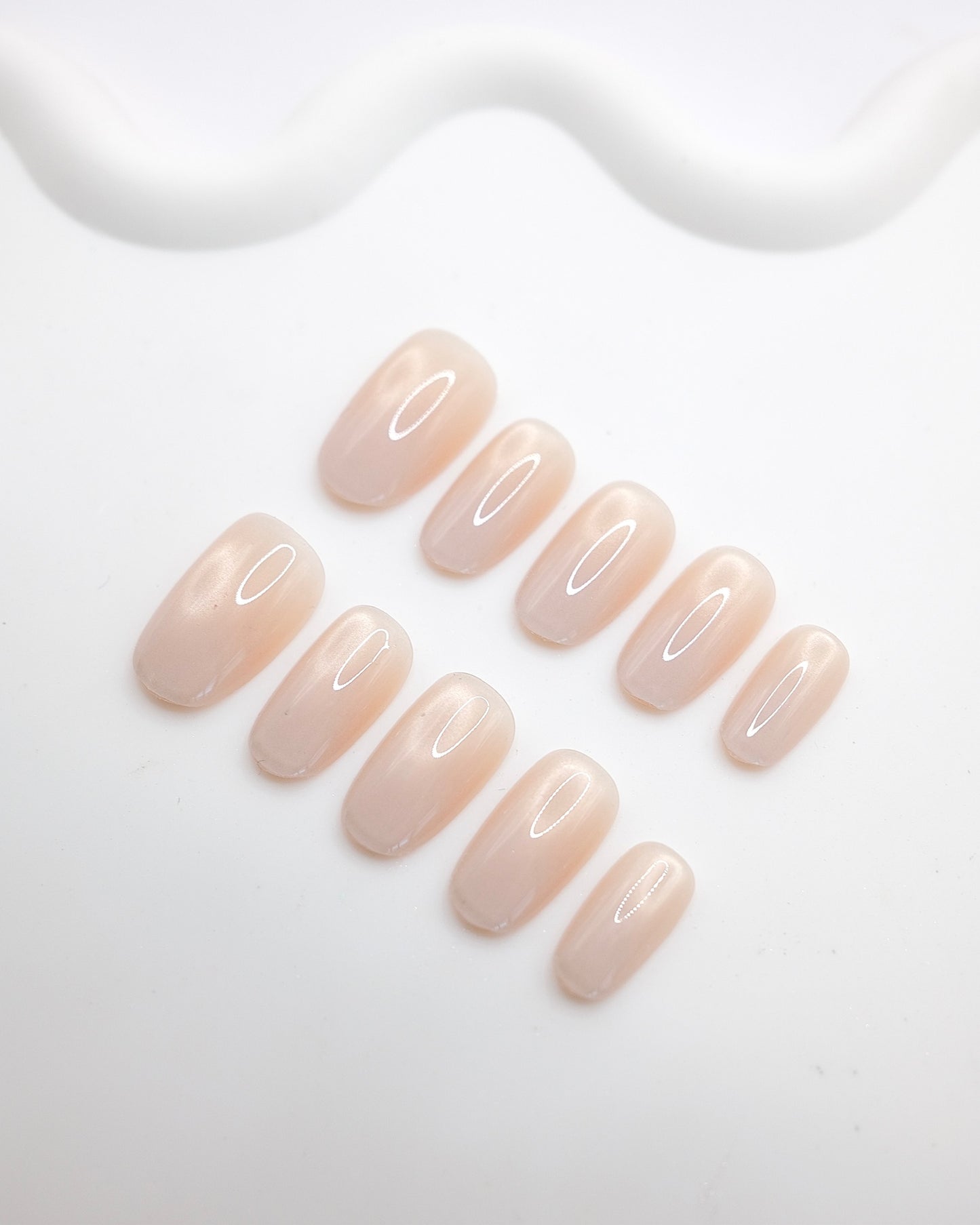 Short Oval Nude Peach Glazed Press On Nails