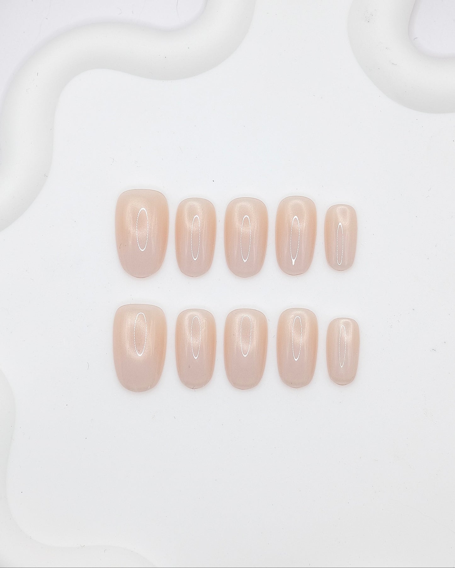 Short Oval Nude Peach Glazed Press On Nails