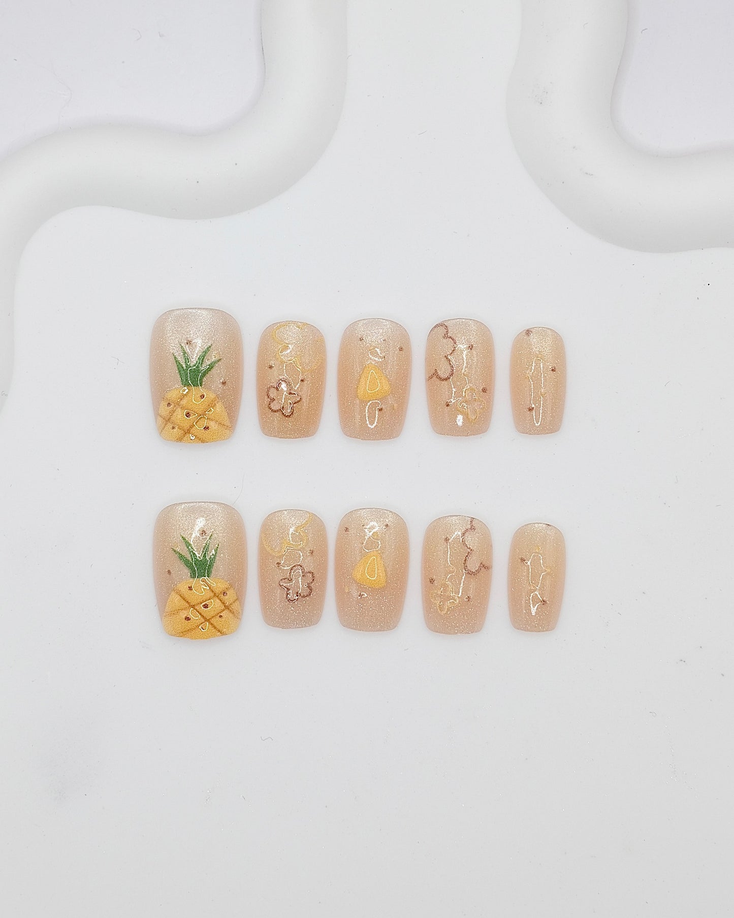 Short Coffin 3D Pineapple Bear Press On Nails