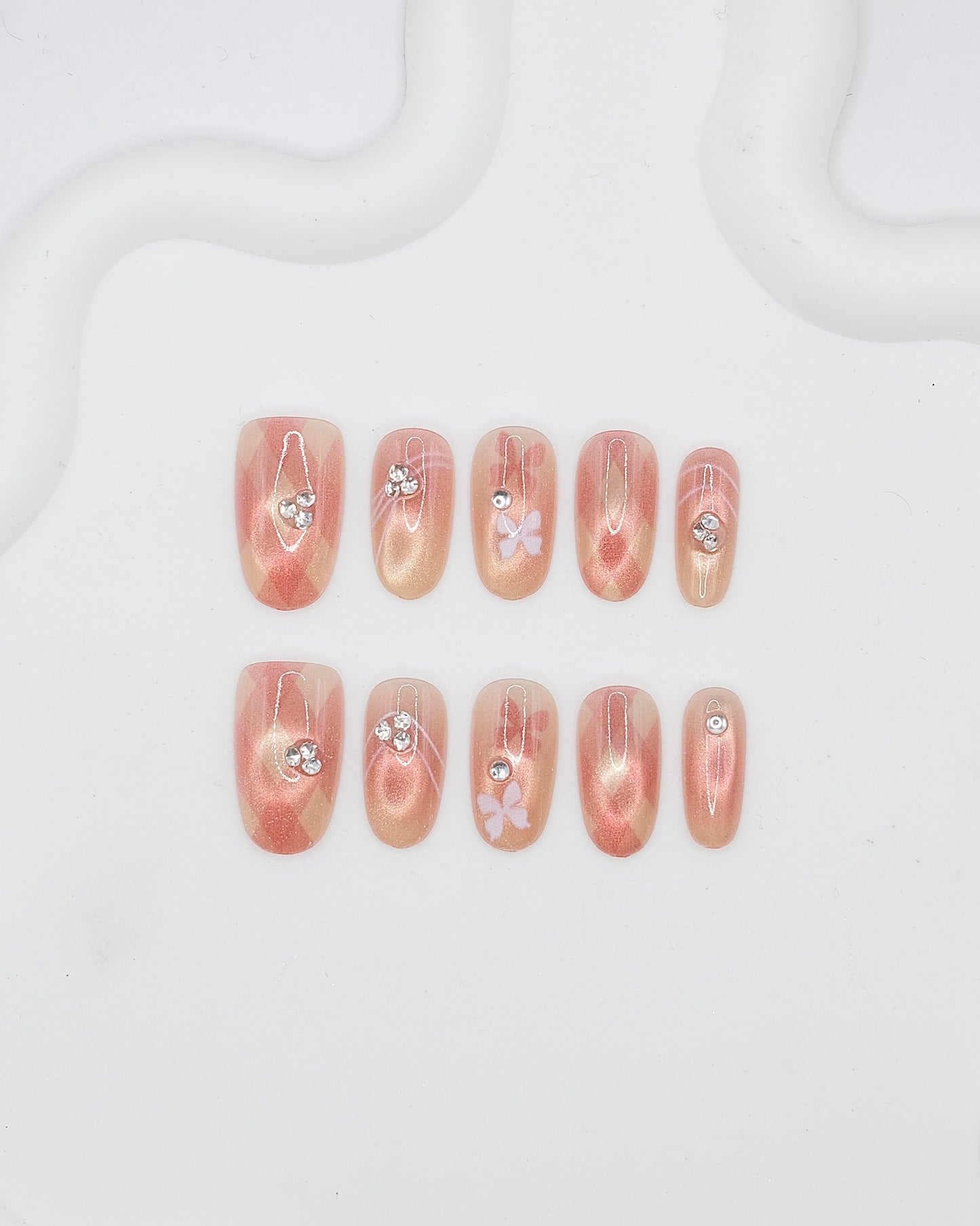 Mid-Long Oval 3D Peach Cat-Eye Crystal Press On Nails