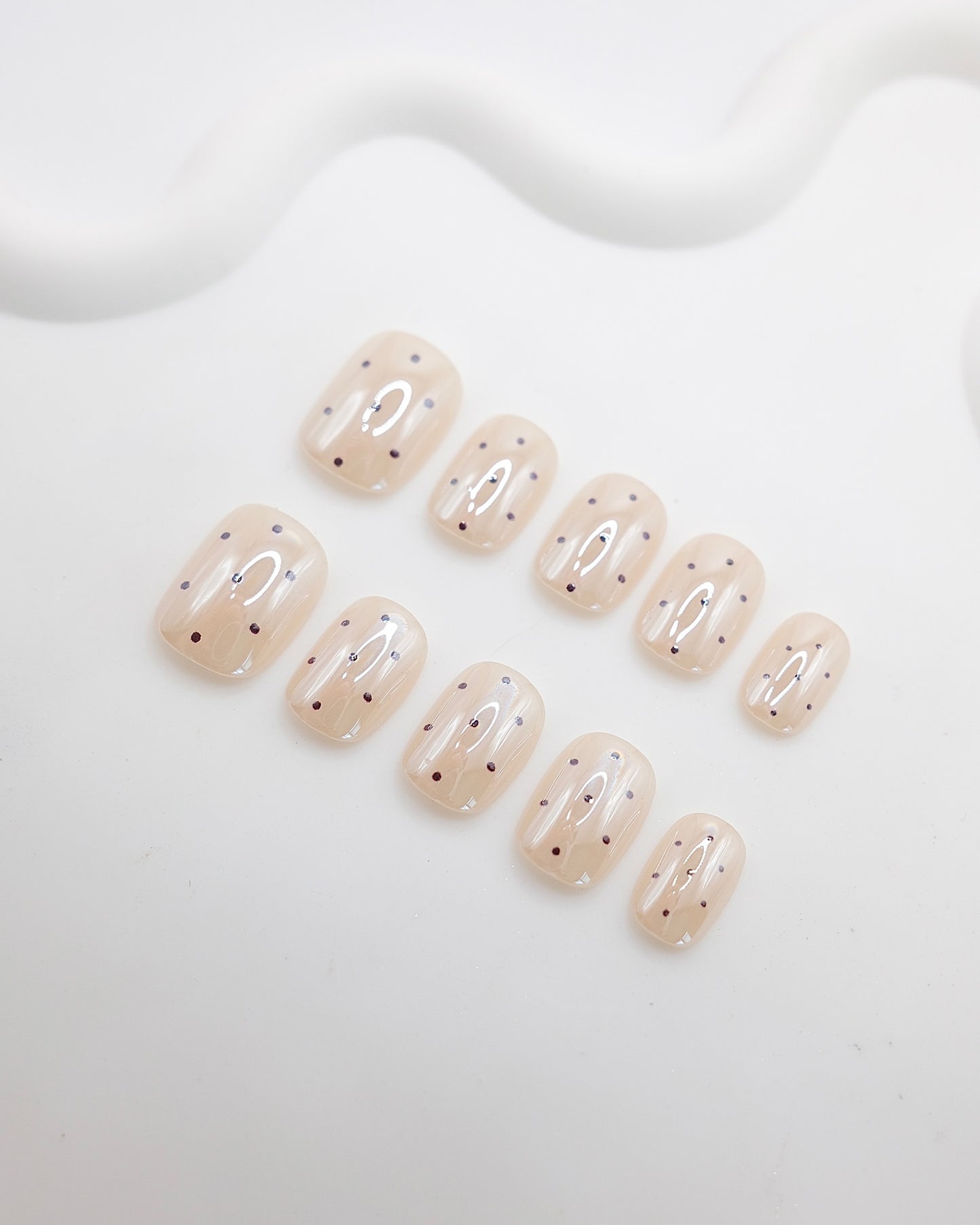 Short Coffin Nude Jelly Speckle Press On Nails