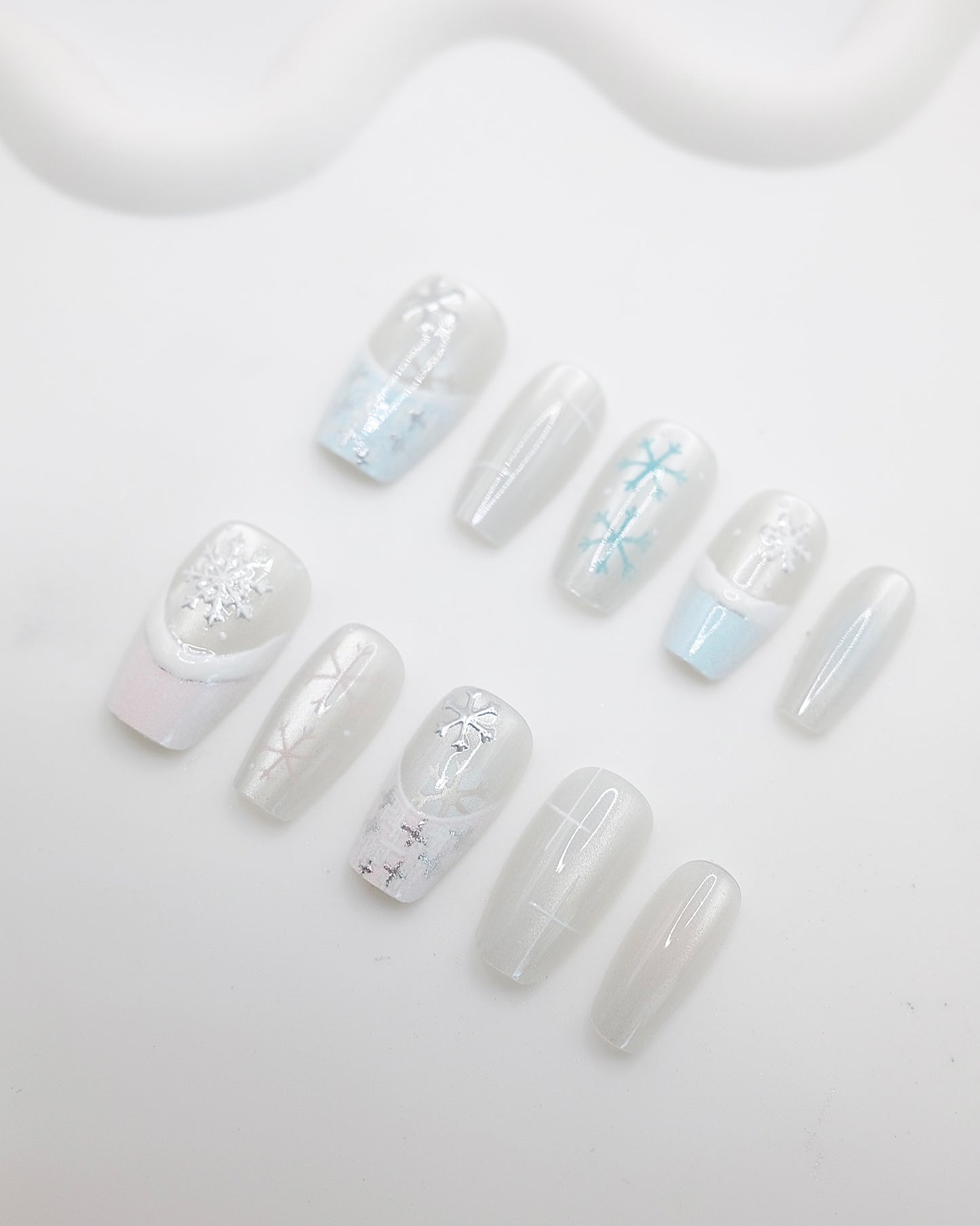 Mid-Long Coffin 3D White Snowflake Press On Nails