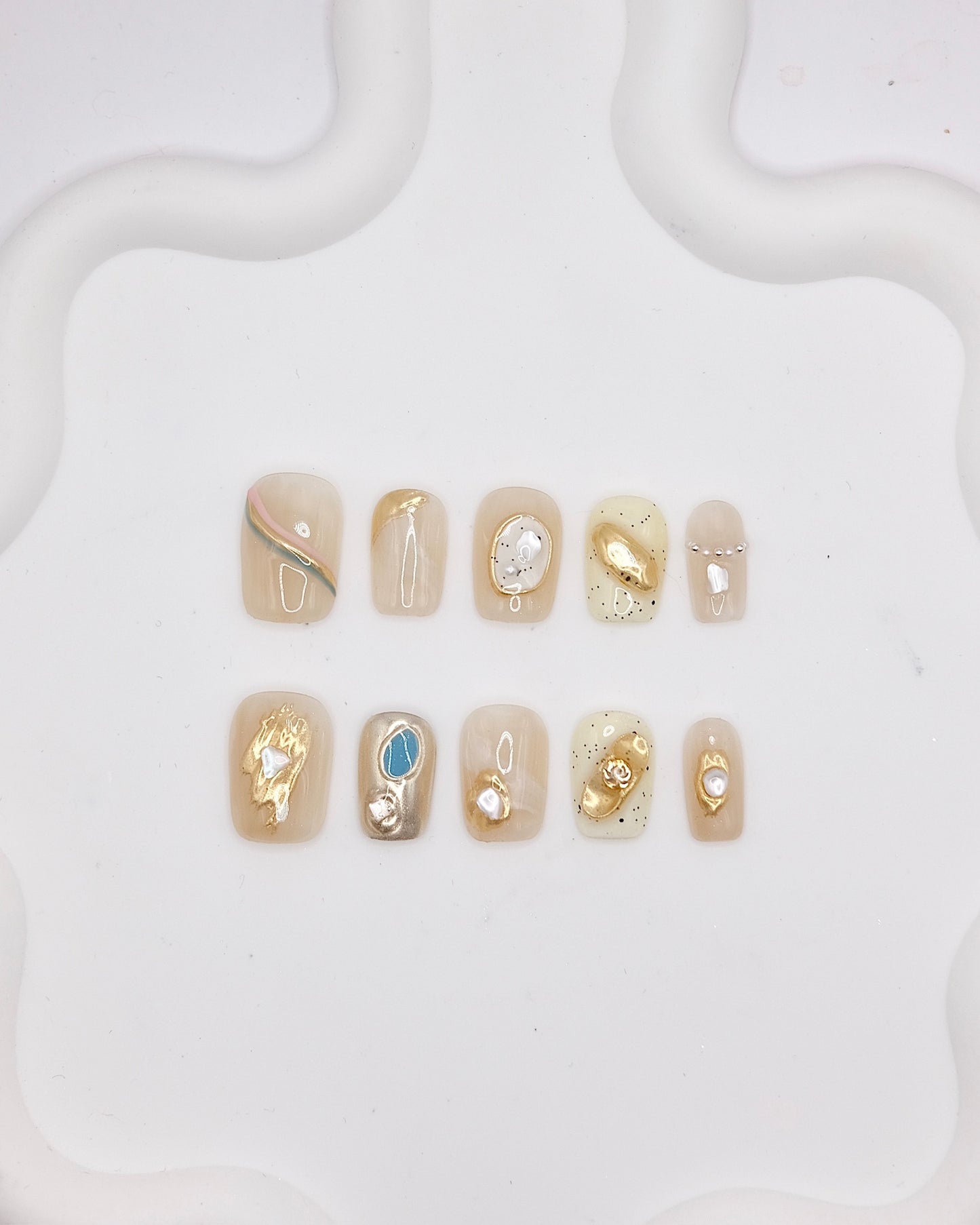 Short Coffin Creamy White & Gold With Pearl Press On Nails