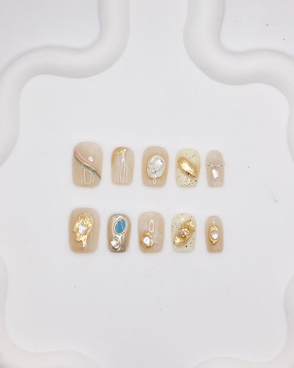 Short Coffin Creamy White & Gold With Pearl Press On Nails