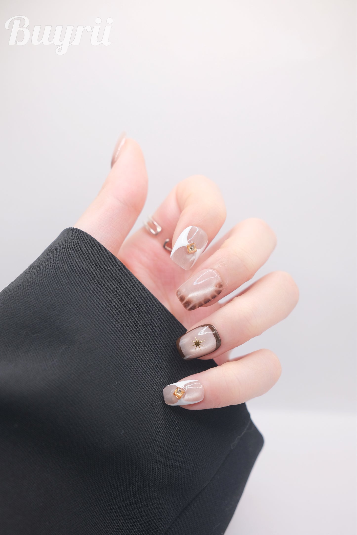 Short Coffin Nude Color Cateye With Diamond Press On Nails