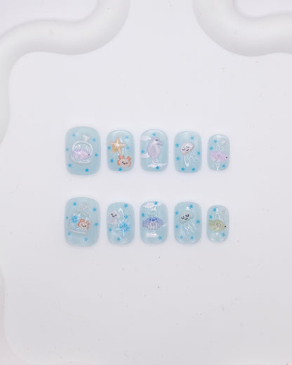 Short Rounded 3D Blue Ocean Sea Animal Press On Nails