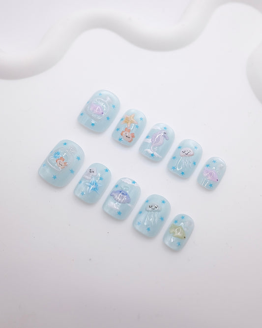 Short Rounded 3D Blue Ocean Sea Animal Press On Nails