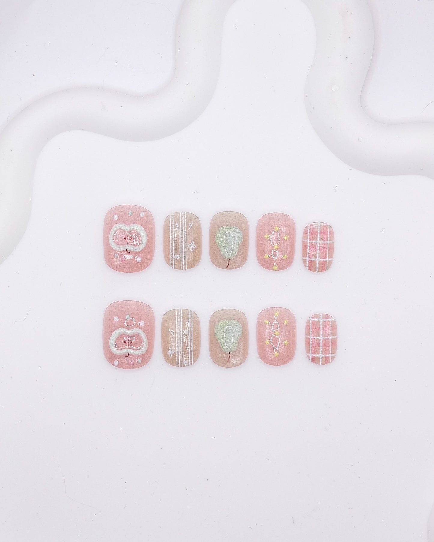 Short Rounded 3D Pink Fruit Plaid Press On Nails