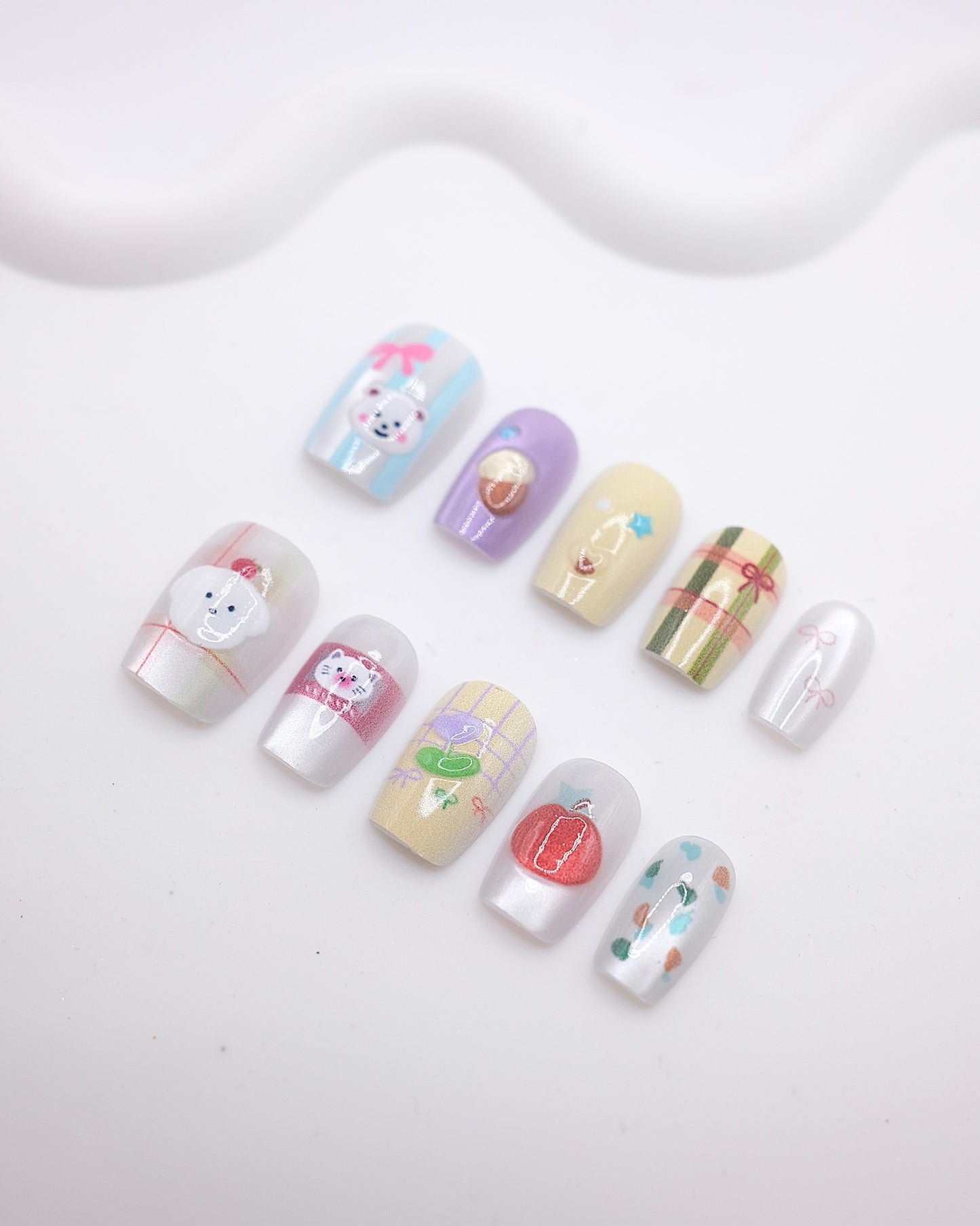 Short Rounded 3D Pastel Plaid Bear Cat Press On Nails