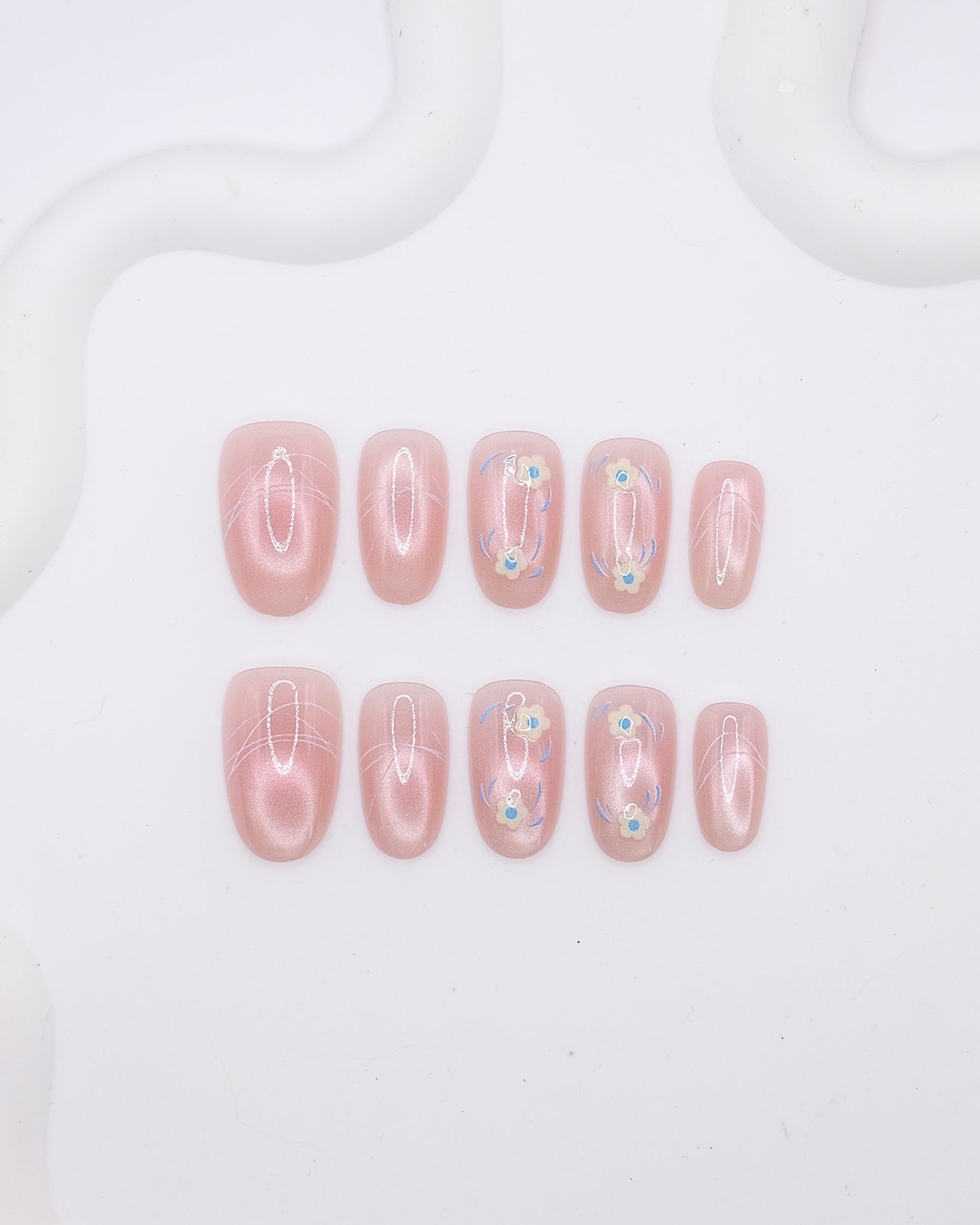 Mid-Long Oval 3D Pink Cat Eye Daisy Press On Nails