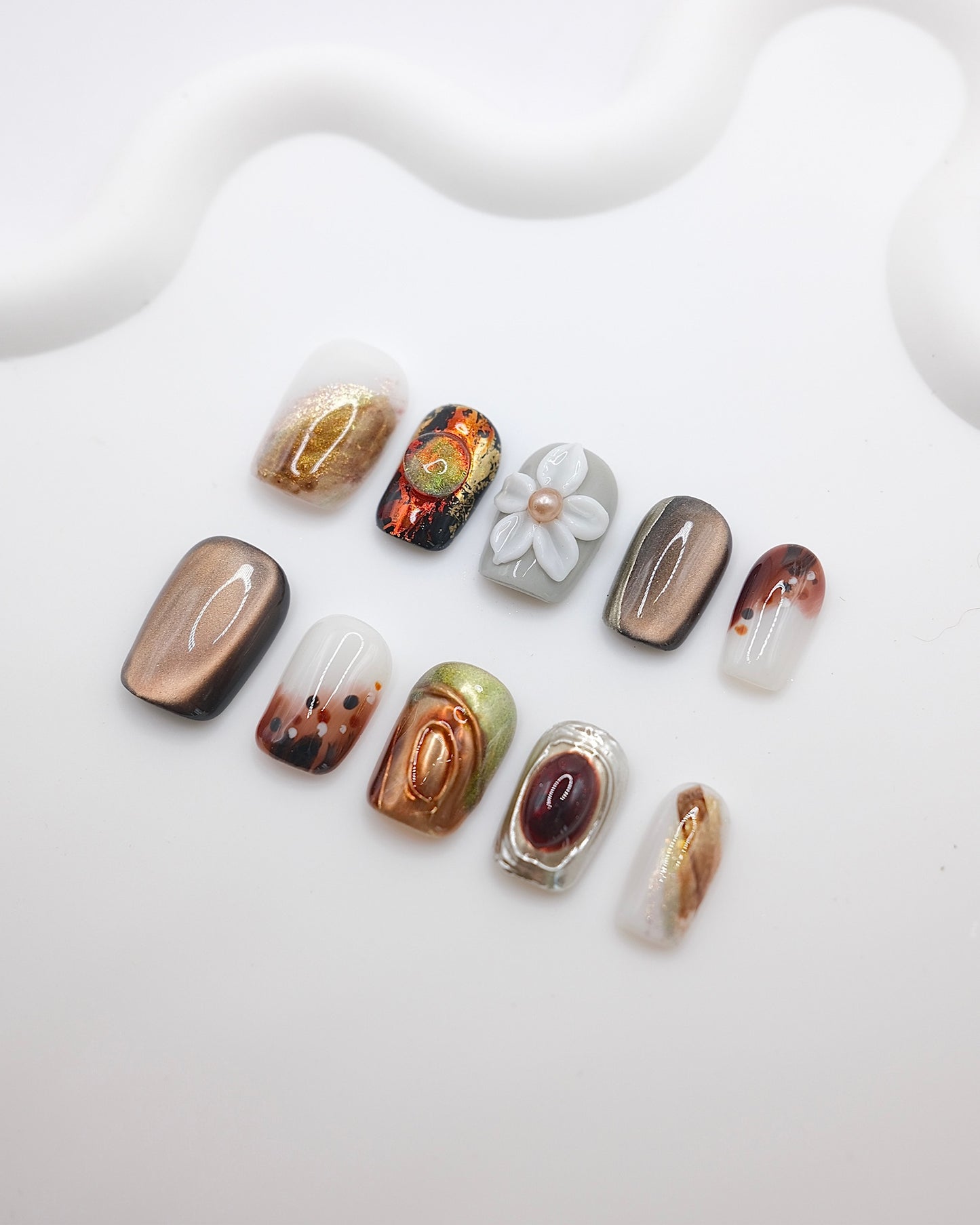 Short Coffin Brown Cateye Embossed Flower Press On Nails