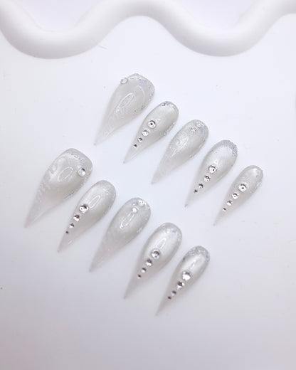 Long Claw 3D White Pearl Rhinestone Press On Nails