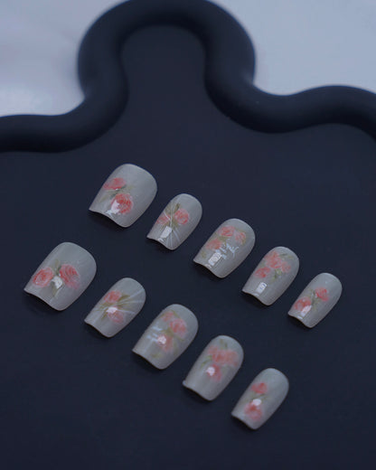 Short Coffin Cateye Off-White Rose Press On Nails