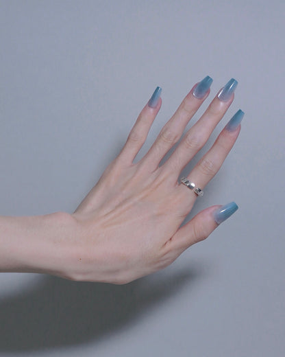 Mid-Long Coffin Cateye Gradient Blue Press On Nails