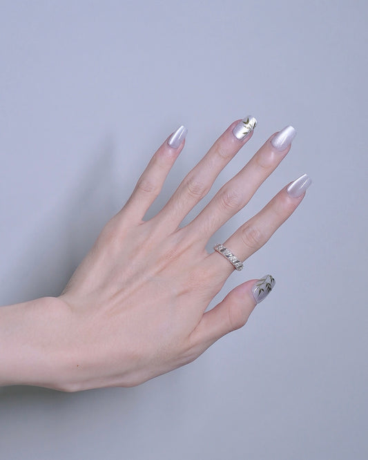 Short Coffin Cateye White Leaves Press On Nails