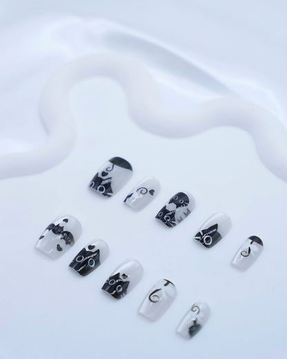 Short Coffin Cateye White & Black Cute Kitty Press On Nails