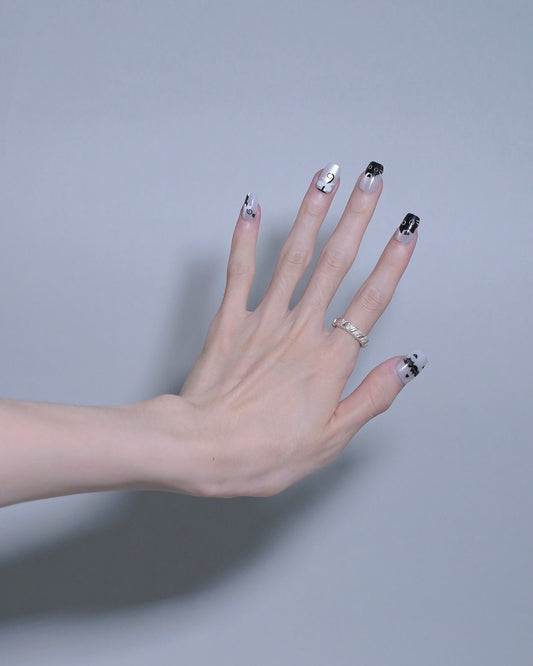 Short Coffin Cateye White & Black Cute Kitty Press On Nails