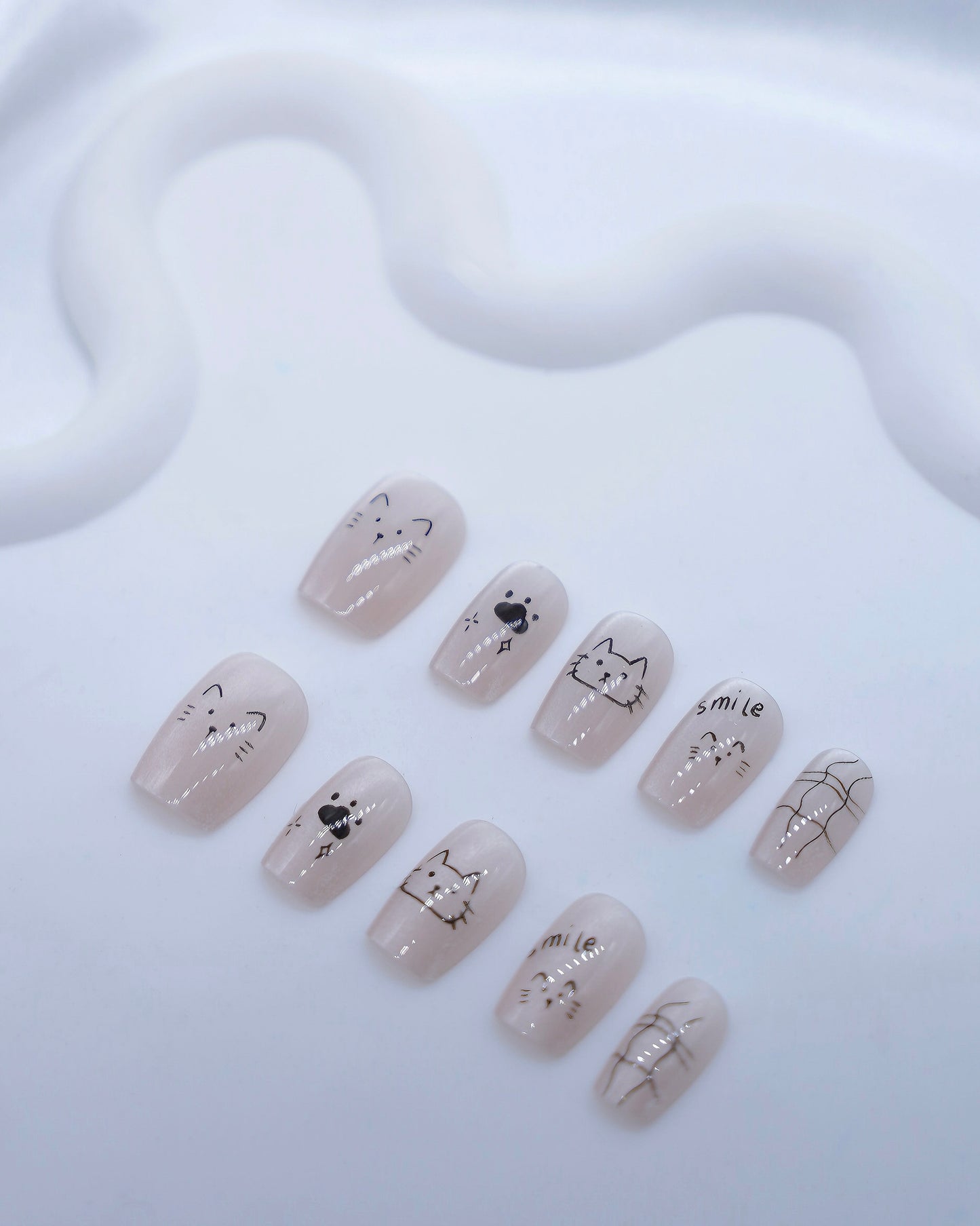 Short Coffin Cateye White Cute Kitty Press On Nails