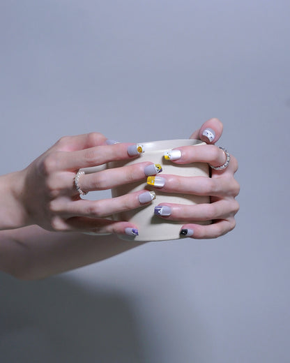 Short Coffin Cateye White Cute Kitties Press On Nails