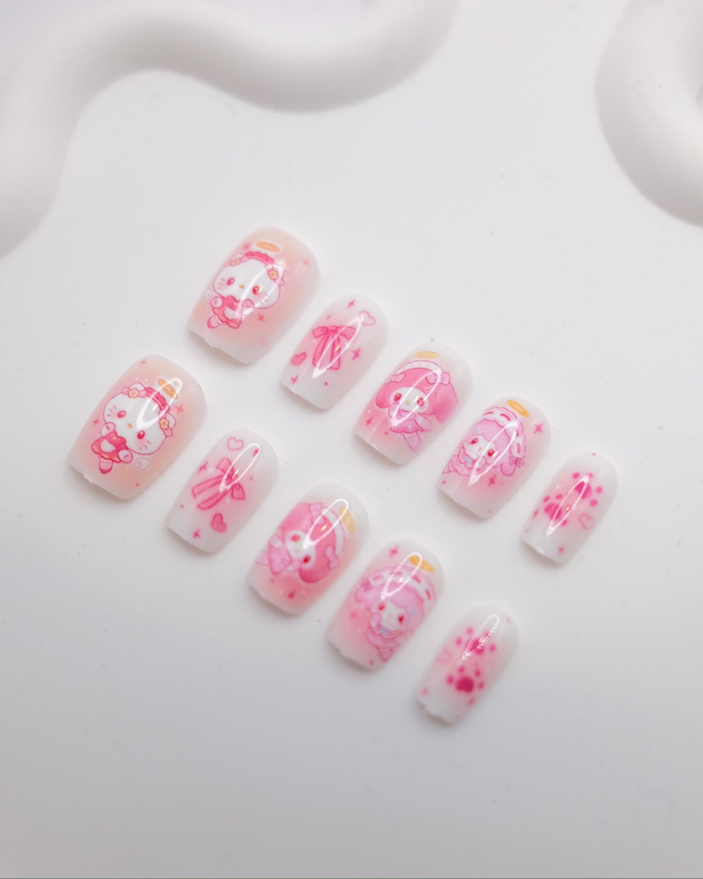Short Coffin Pink & White Anime Hello Kitty Press On Nails