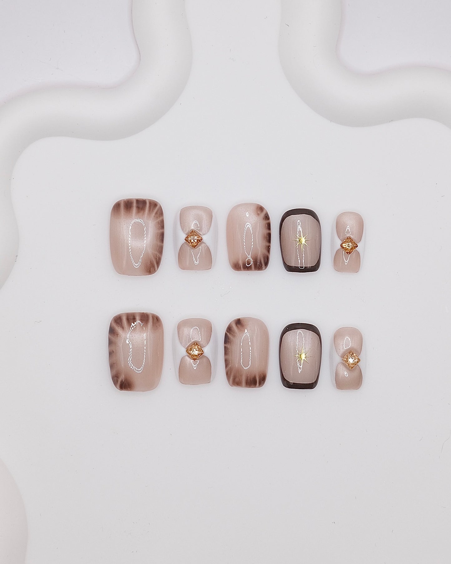 Short Coffin Nude Color Cateye With Diamond Press On Nails