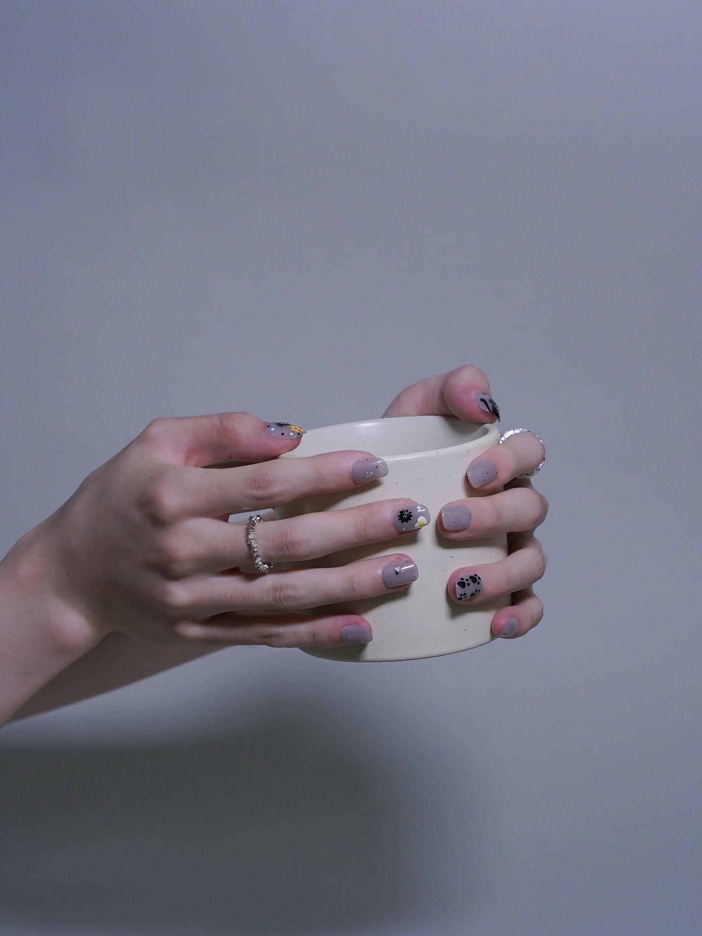 Short Rounded Embossed Blue Cat Planet Press On Nails