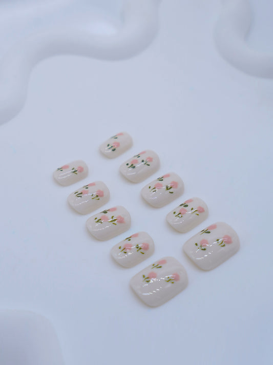 Short Rounded White & Rose Press On Nails