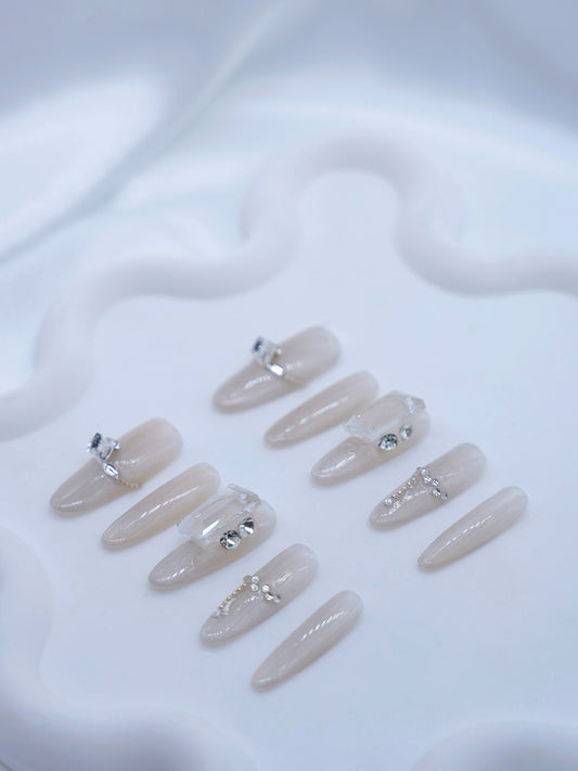 Extra Long Oval Diamond Princess & 3D Accessories Press On Nails