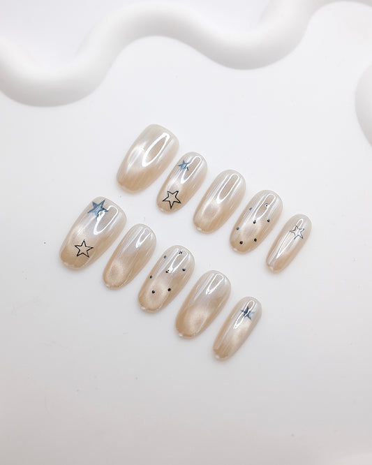 Mid-Long Oval Pearl White Cateye Stars Press On Nails