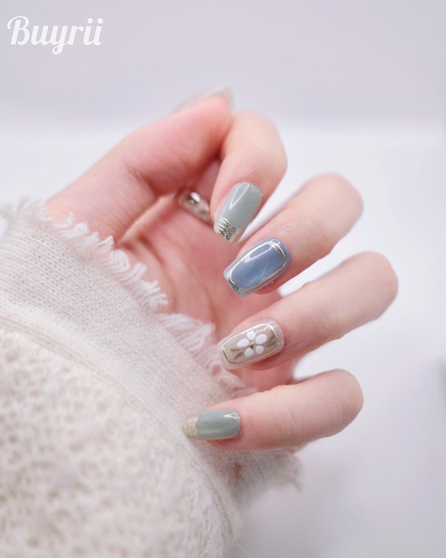 Short Coffin White & Blue Embossed Flower Press On Nails